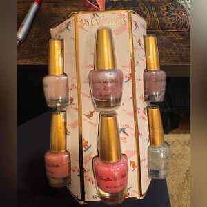 New in box Jasmine La Belle Nail Lacquer Set
